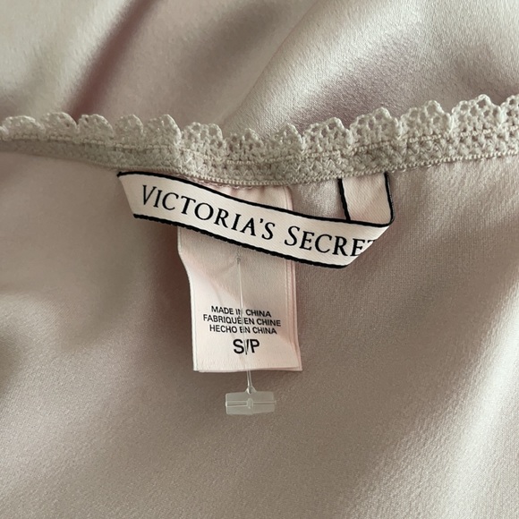 NWOT Vintage Victoria Secret silky soft lace detail slip dress - Picture 5 of 8